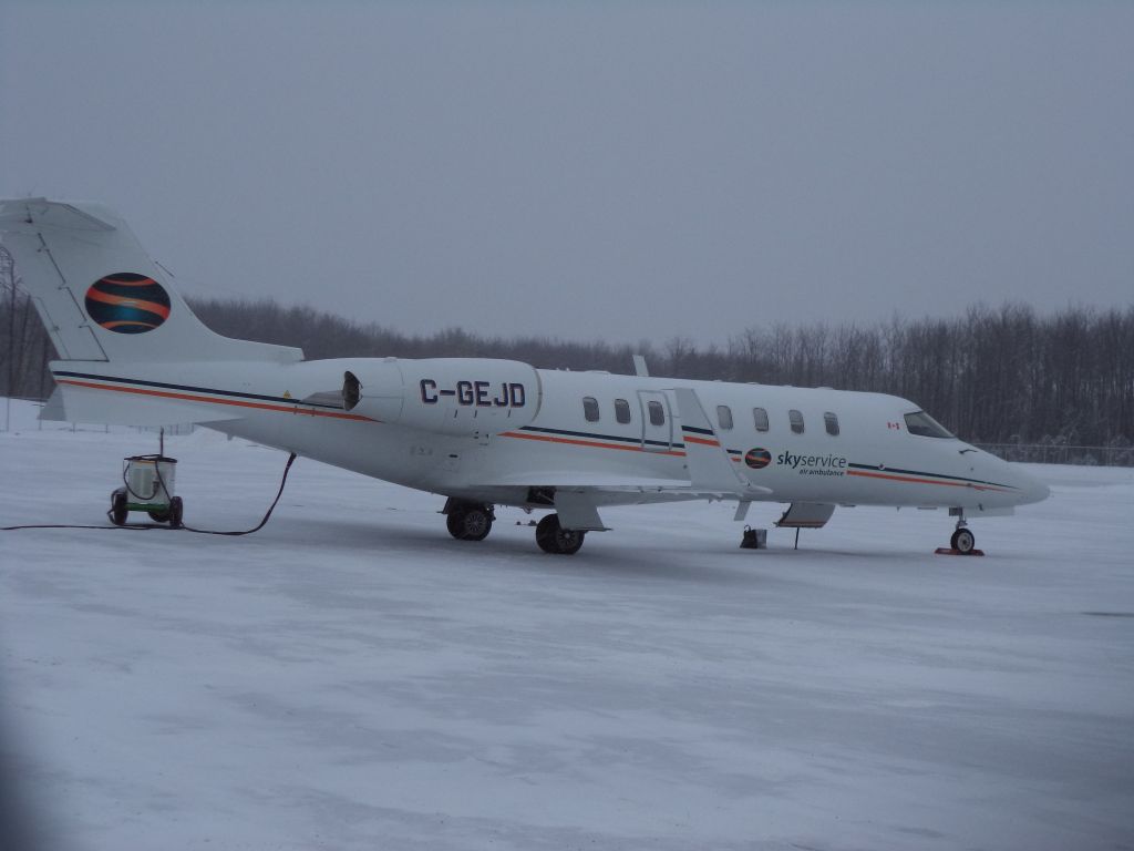 Learjet 45 (C-GEJD)