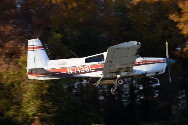 Cessna Skyhawk (N7136L)