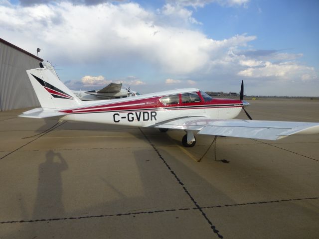 Piper PA-24 Comanche (C-GVDR)
