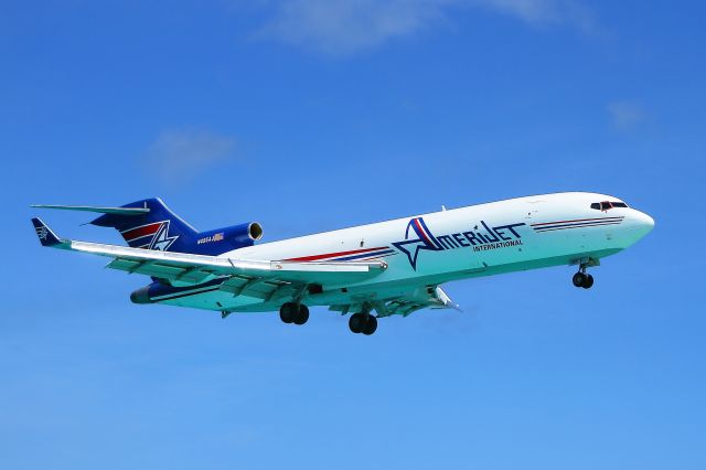 BOEING 727-200 (N495AJ)