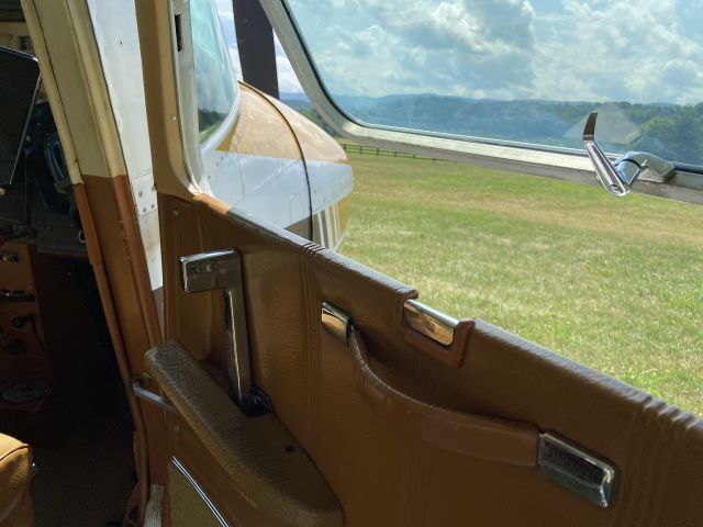 Cessna Skylane —