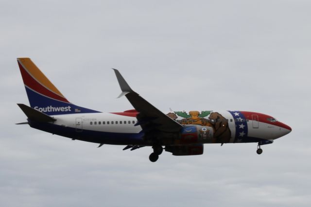 N280WN — - Southwest missouri one landing at houstonbr /br /If you enjoyed this photo, consider checking out my personal aviation photos website!br /br /https://sites.google.com/view/lavawolfaviationphotos/home