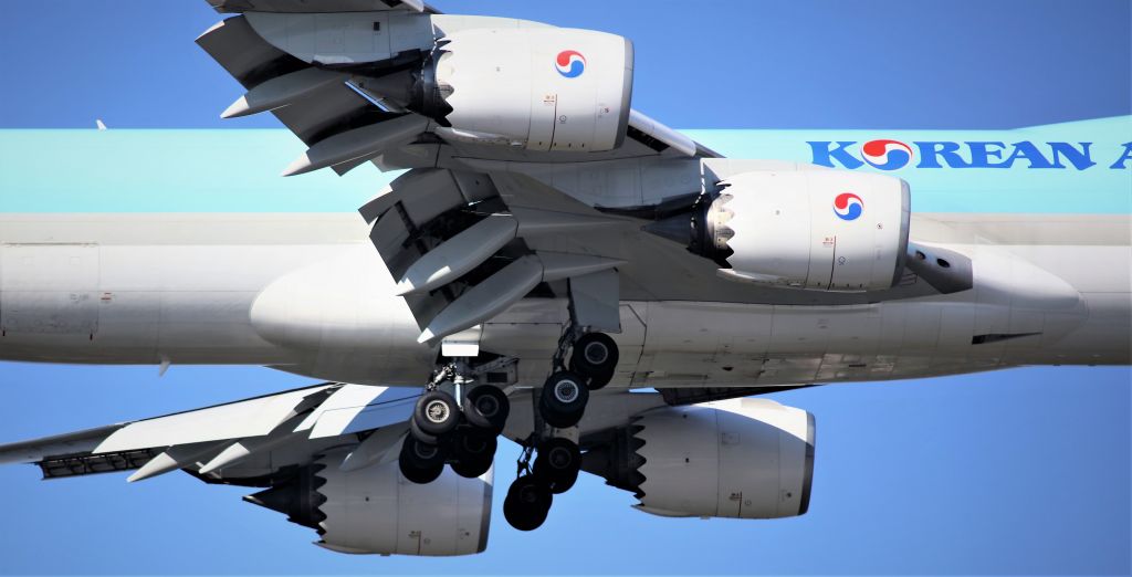 Boeing 747-400 (HL7610)