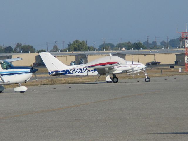 Cessna 310 (N5067Q)