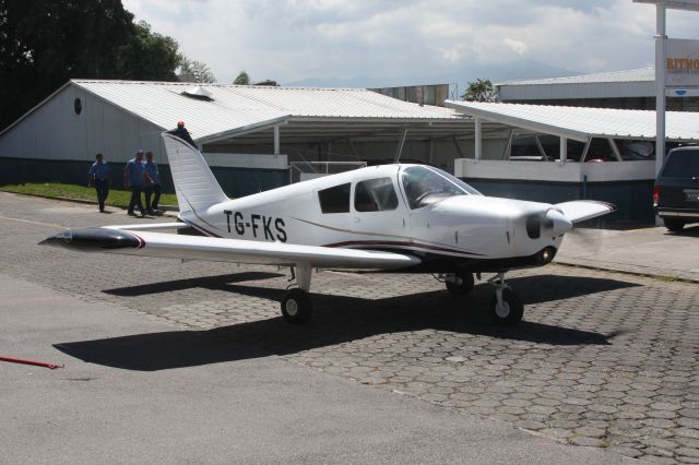 Piper Cherokee (TG-FKS)