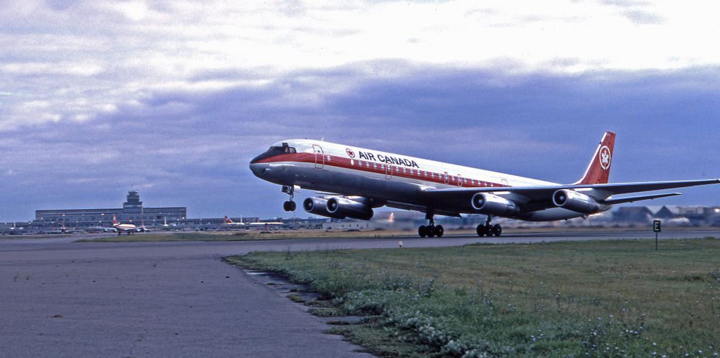 McDonnell Douglas DC-8-60 (C-FTIQ) - August 1971 - "Rotate" - departure on rwy 06L at Dorval.