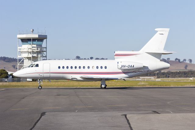 Dassault Falcon 900 (VH-OAA) - Shortstop Jet Charter (VH-OAA) Dassault Falcon 900C at Wagga Wagga Airport