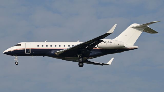 Bombardier Global 5000 (VP-BJN)