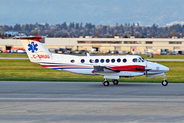 Beechcraft Super King Air 350 (C-GRUU)