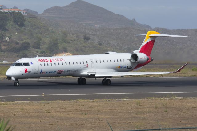 Canadair Regional Jet CRJ-900 (EC-JZS) - Tenerife North Airport, (TFN/GCXO)br /20/08/2017