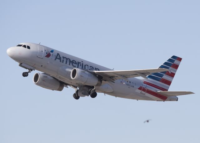 Airbus A319 (N807AW)