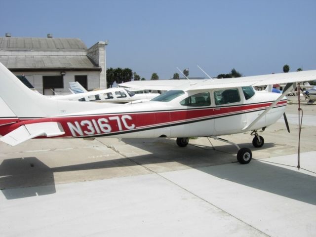 Cessna Skylane (N3167C)