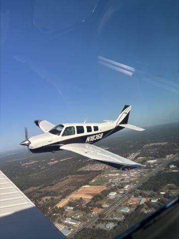 Beechcraft Bonanza (36) (N1836B)
