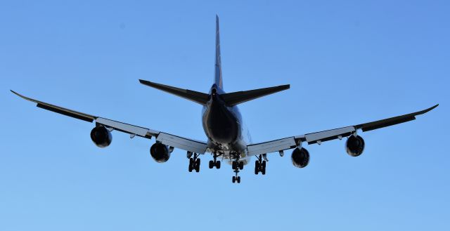 Boeing 747-200 (N429MC)