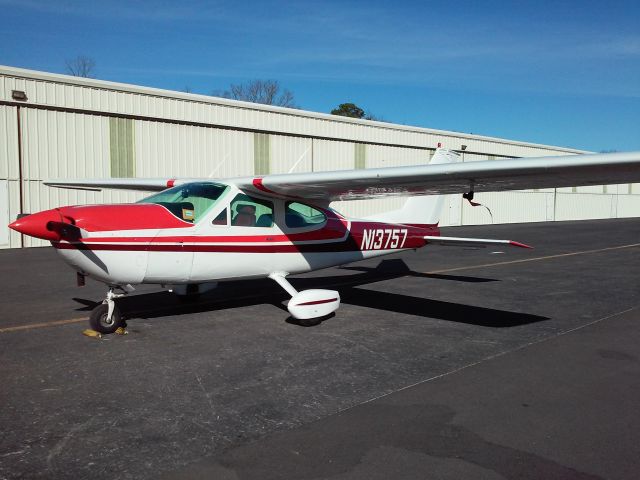 Cessna Cardinal (N13757)