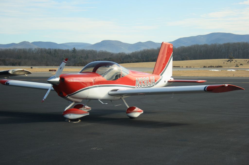 Vans RV-12 (N330JA)