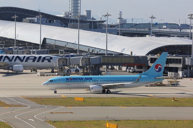 Boeing 737-800 —