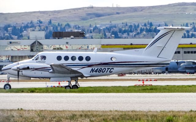 Beechcraft Super King Air 200 (N480TC)