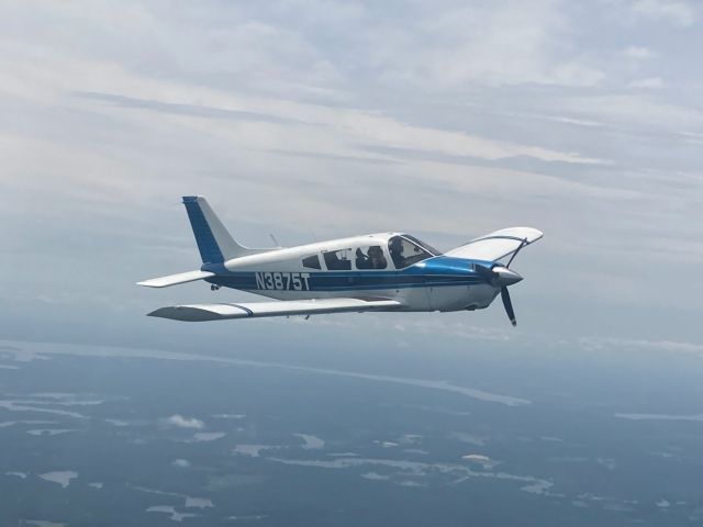 Piper Cherokee Arrow (N3875T)