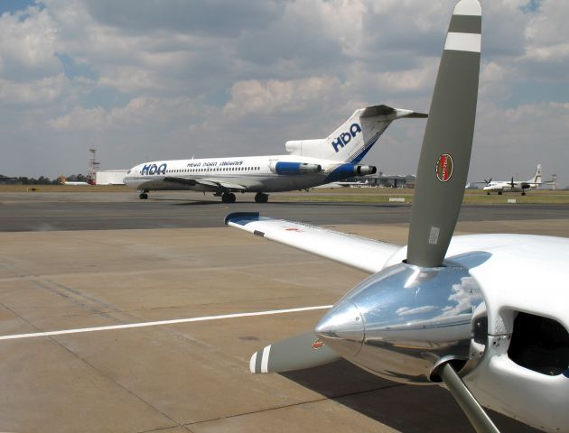 Boeing 727-100 (9Q-CHD) - At Johannsburg, South Africa.