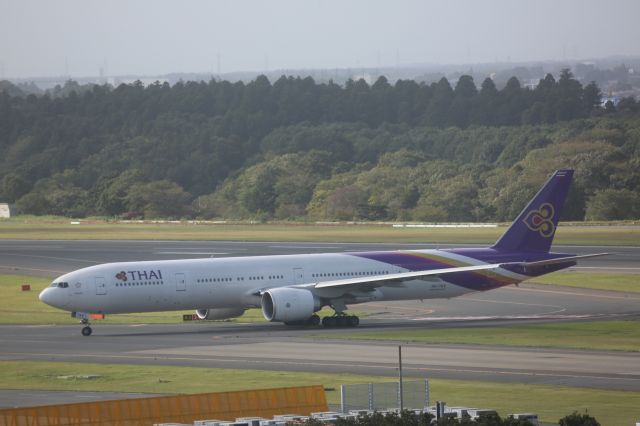 BOEING 777-300 (HS-TKK)