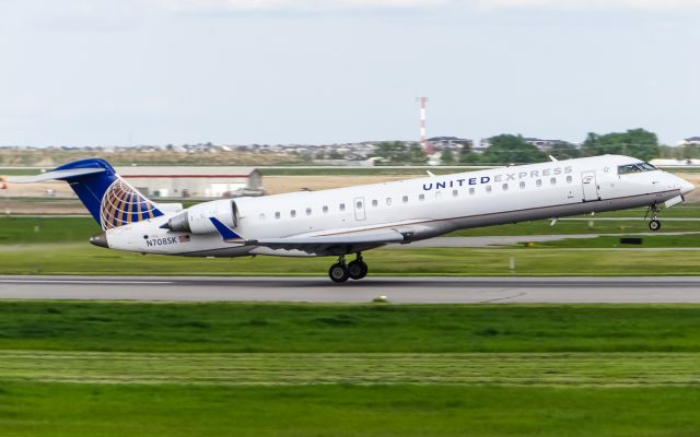 Canadair Regional Jet CRJ-700 (N708SK)