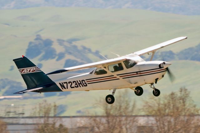 Cessna Skyhawk (N723HG) - Cessna 172R over Livermore Municipal Airport, March 2022.