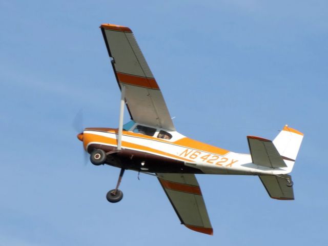 Cessna Skywagon 180 (N6422X)