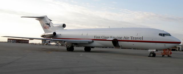 BOEING 727-200 (N725CK) - Tex Sutton Livery on a classic 727 at the Tex Sutton Ramp at Blue Grass Airport...