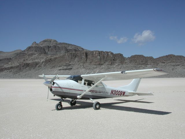 Cessna Skylane (N300BW)