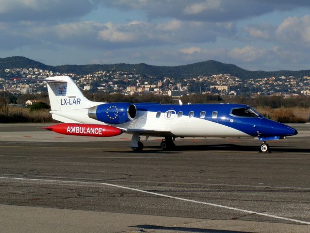 Learjet 35 (LX-LAR) - 21 jan 2015