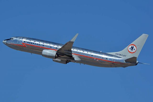 Boeing 737-800 (N905NN) - American Airlines 737-823 N905NN in heritage Astrojet livery visited Phoenix Sky Harbor on August 18, 2017.