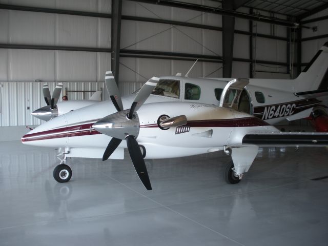 Beechcraft Duke (N640SC)