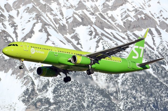 Airbus A321 (VQ-BDB)
