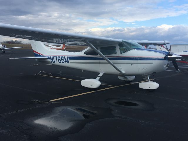 Cessna Skylane (N1766M)