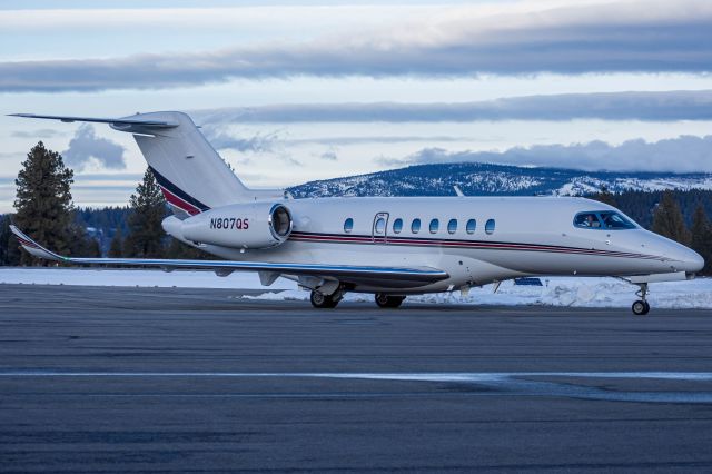 Cessna Citation Longitude (N807QS)