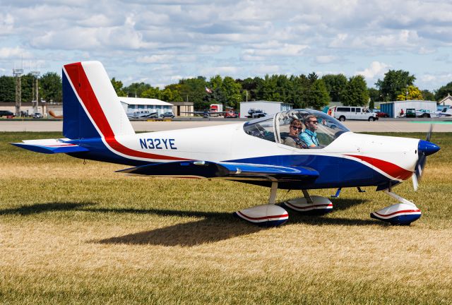 Vans RV-12 (N32YE)