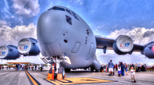 Boeing Globemaster III — - C-17 Globemaster III