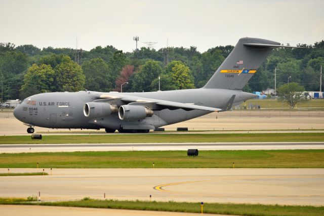 Boeing Globemaster III (97-0046) - 07-25-22. Taxiing over to the Postal Hub Ramp.