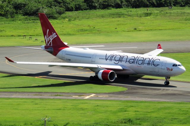 Airbus A330-200 (G-VMIK)