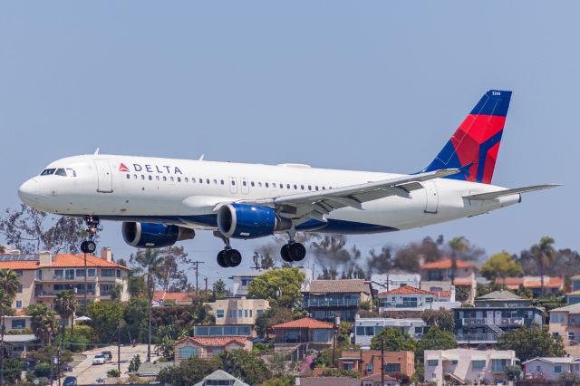 Airbus A320 (N365NW) - Delta 2029 arriving from Minneapolis