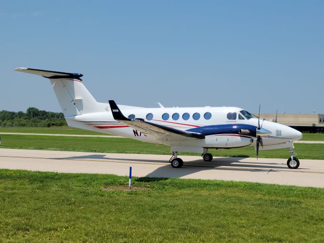 Beechcraft Super King Air 200 (N786HC)