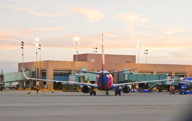 Boeing 737-700 (N473WN)