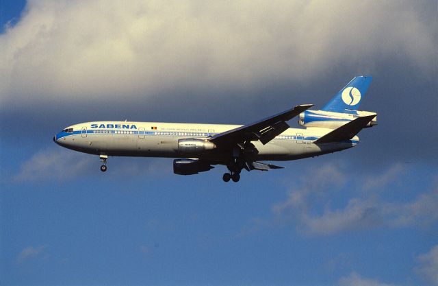 McDonnell Douglas DC-10 (OO-SLE) - Final Approach to Narita Intl Airport Rwy34 on 1988/10/10