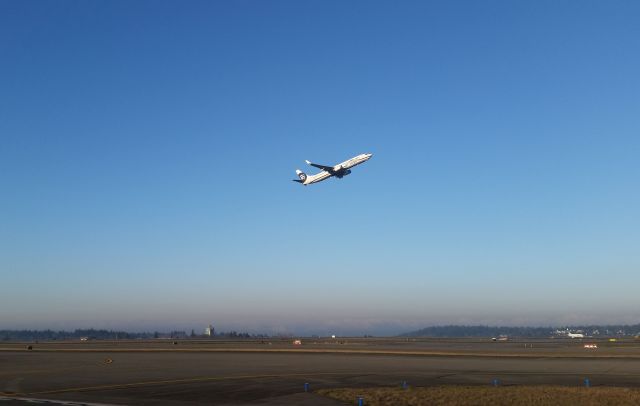 Boeing 737-800 — - Sunday morning departure