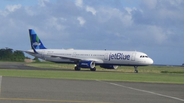 Airbus A321 (N969JT)