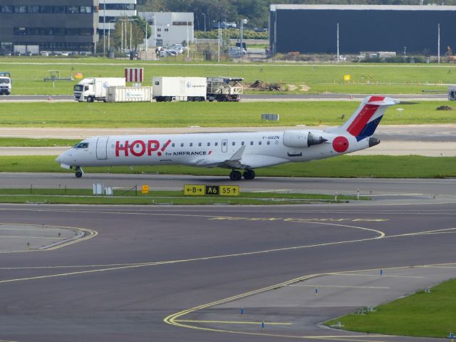 Canadair Regional Jet CRJ-700 (F-GRZN) - Date 10/09/15 c/n 10264