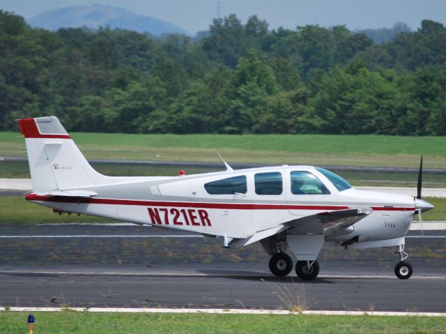 Beechcraft Bonanza (36) (N721ER) - ONE ECHO ROMEO INC arriving 20R - 5/14/12