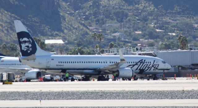 Boeing 737-800 (N549AS) - At Gate on 01/22/2011