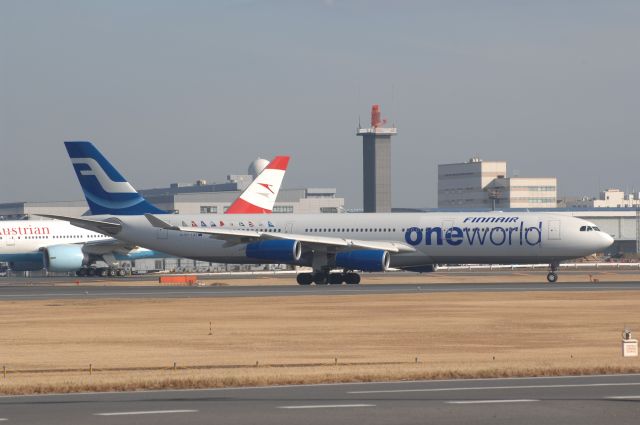 Airbus A340-300 (OH-LQE) - Departure at Narita Intl Airport 16R on 2008/12/21 One World c/s